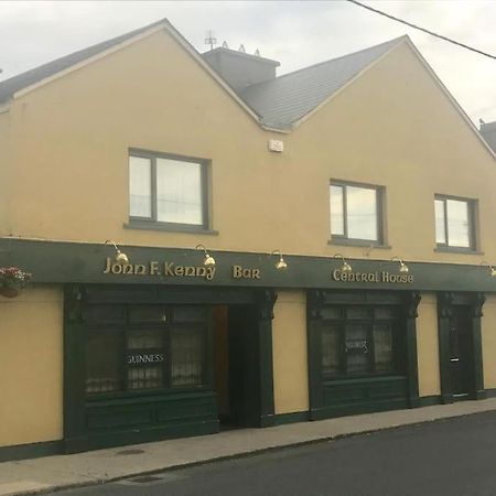 Central House Shillelagh Buitenkant foto