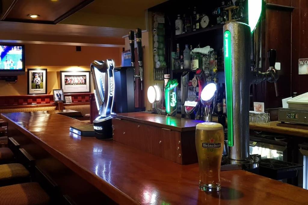 Central House Shillelagh Buitenkant foto